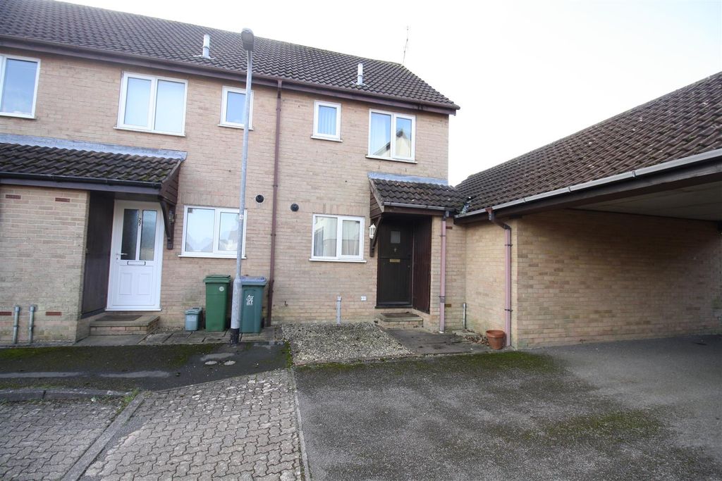 Property photo 1 of 12