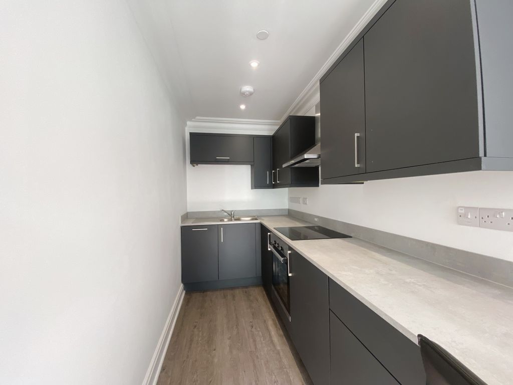 Property photo 2 of 6 Gallery