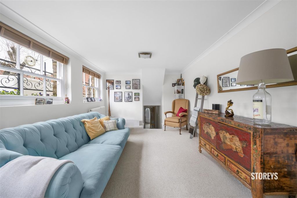 Property photo 2 of 37