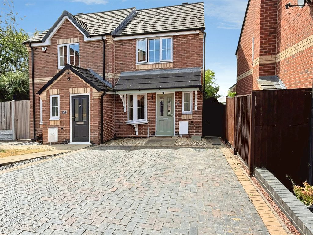 Property photo 1 of 15 Picture No. 05
