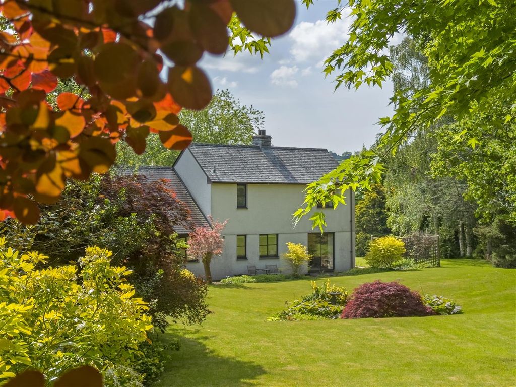 Property photo 2 of 22 Oaktree8.Jpg