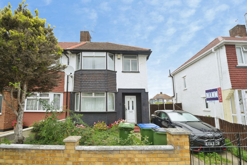 Property photo 1 of 24 Pbox-Img.Jpg
