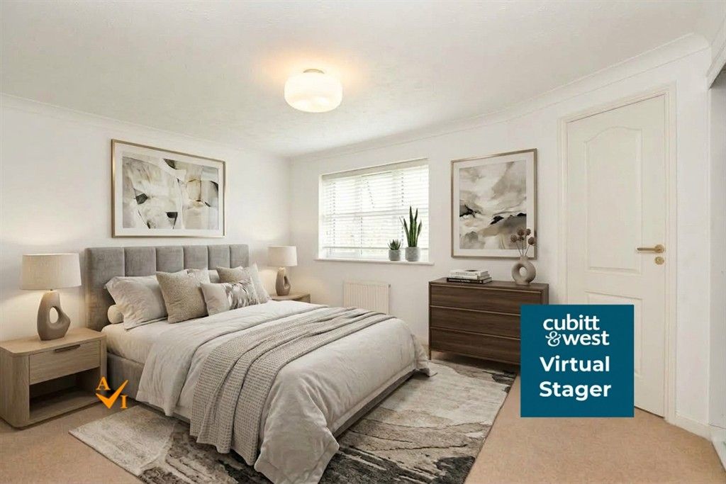 Property photo 1 of 17 Bedroom 1 (Contemporary Style)