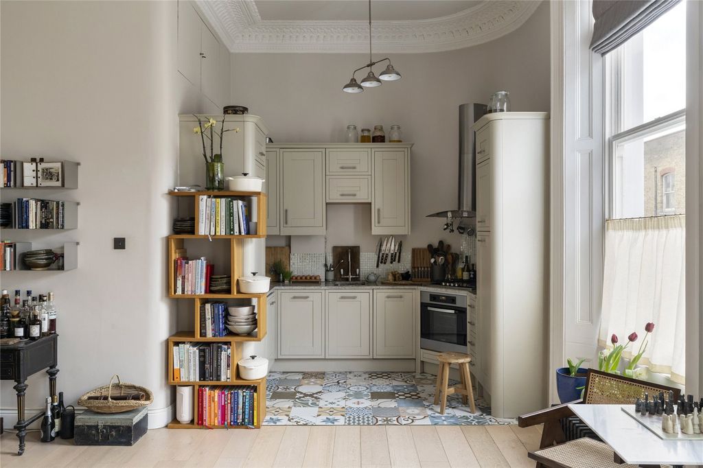 Property photo 2 of 14 Picture No. 02