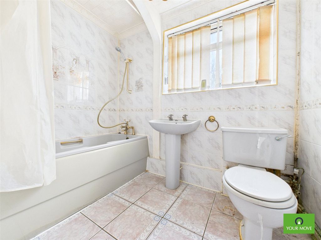 Additional image 9 of 2 bed flat for saleFyfield Road, Rainham RM13