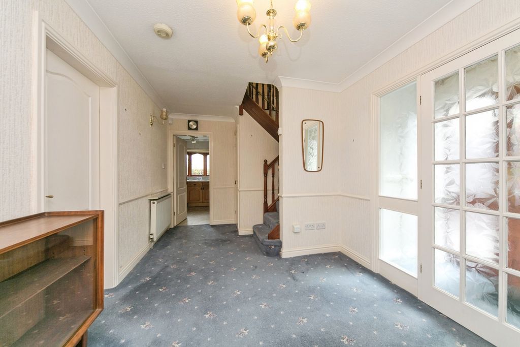 Property photo 3 of 21 Pbox-Img.Jpg