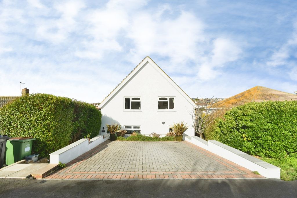 Property photo 1 of 37 Front