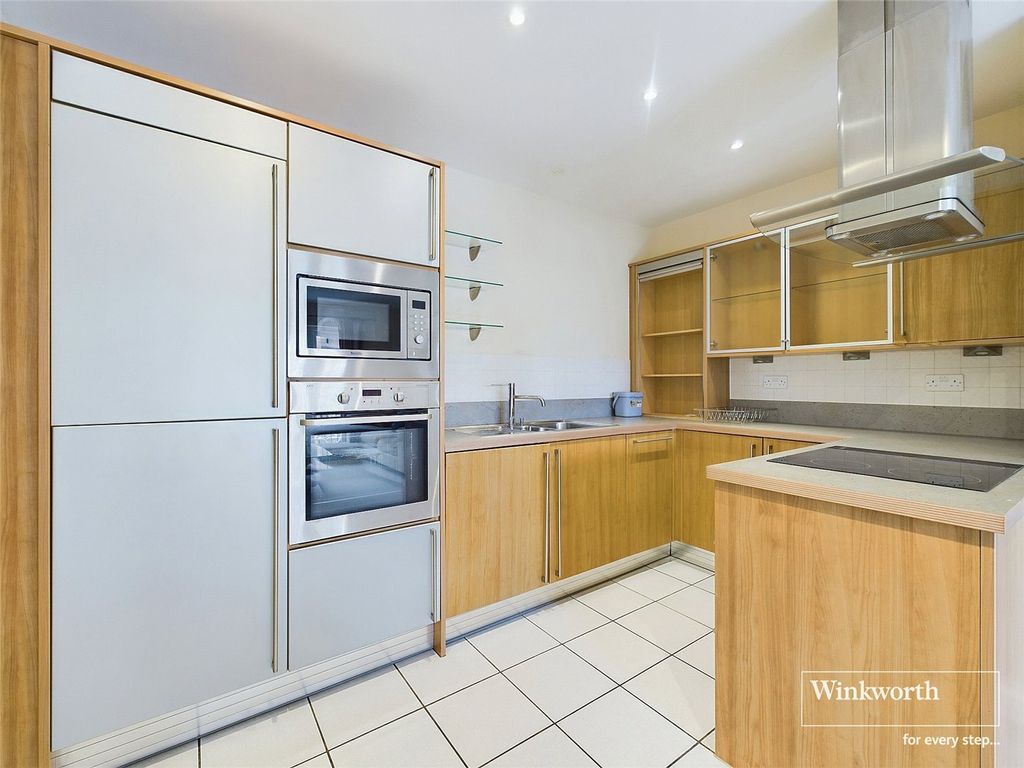Property photo 2 of 12 Picture No. 20