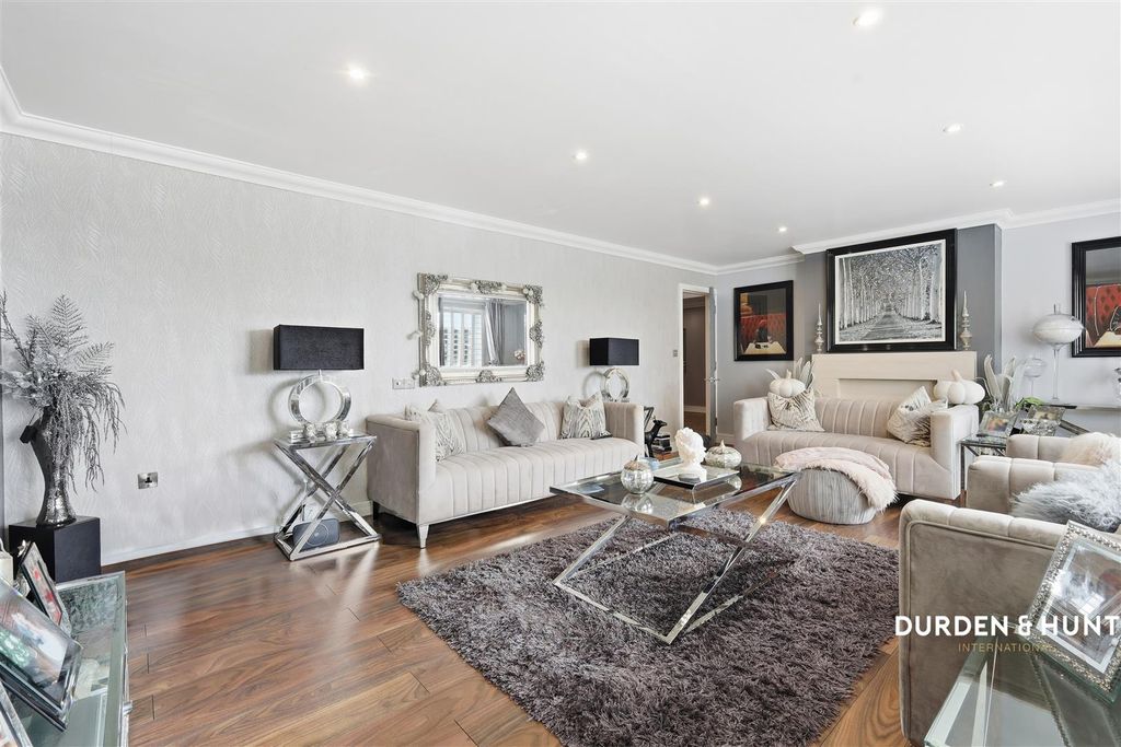 Property photo 2 of 41 Church Road