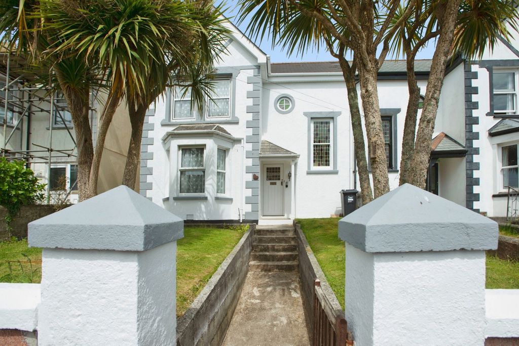Property photo 1 of 18 Pbox-Img.Jpg