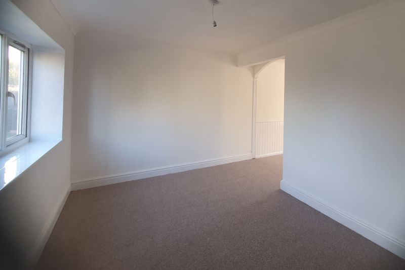 Property photo 3 of 11 Photo 1
