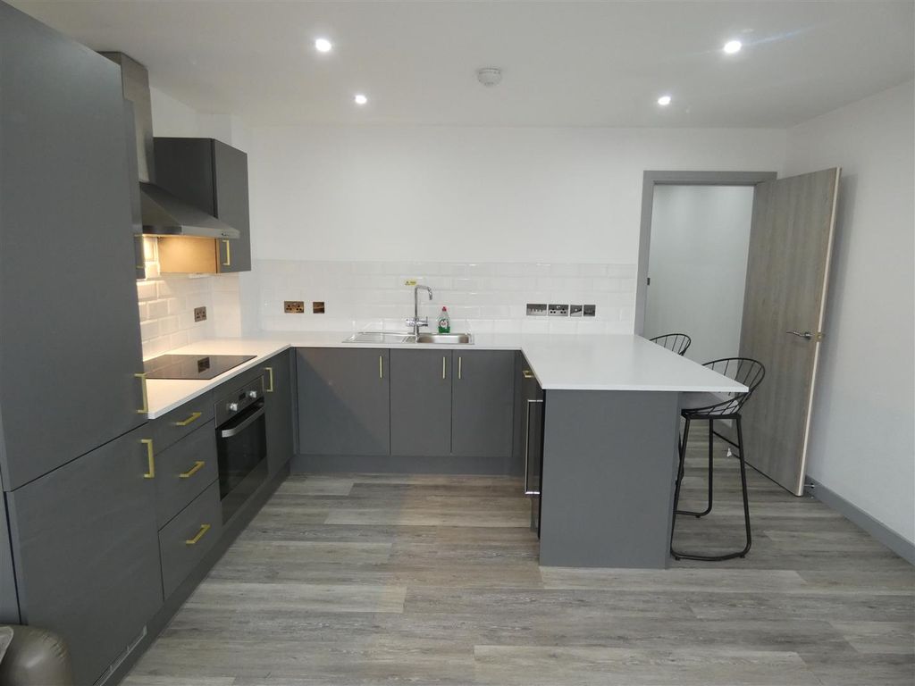 Property photo 2 of 12 305 Charles House Kitchen 2.Jpg