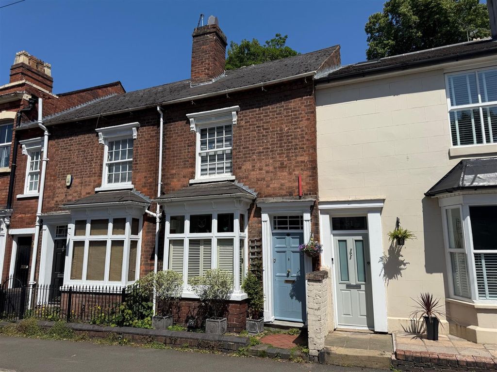 Property photo 1 of 16