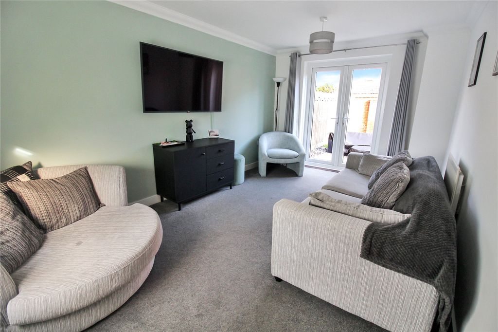 Property photo 2 of 15 Picture No. 01