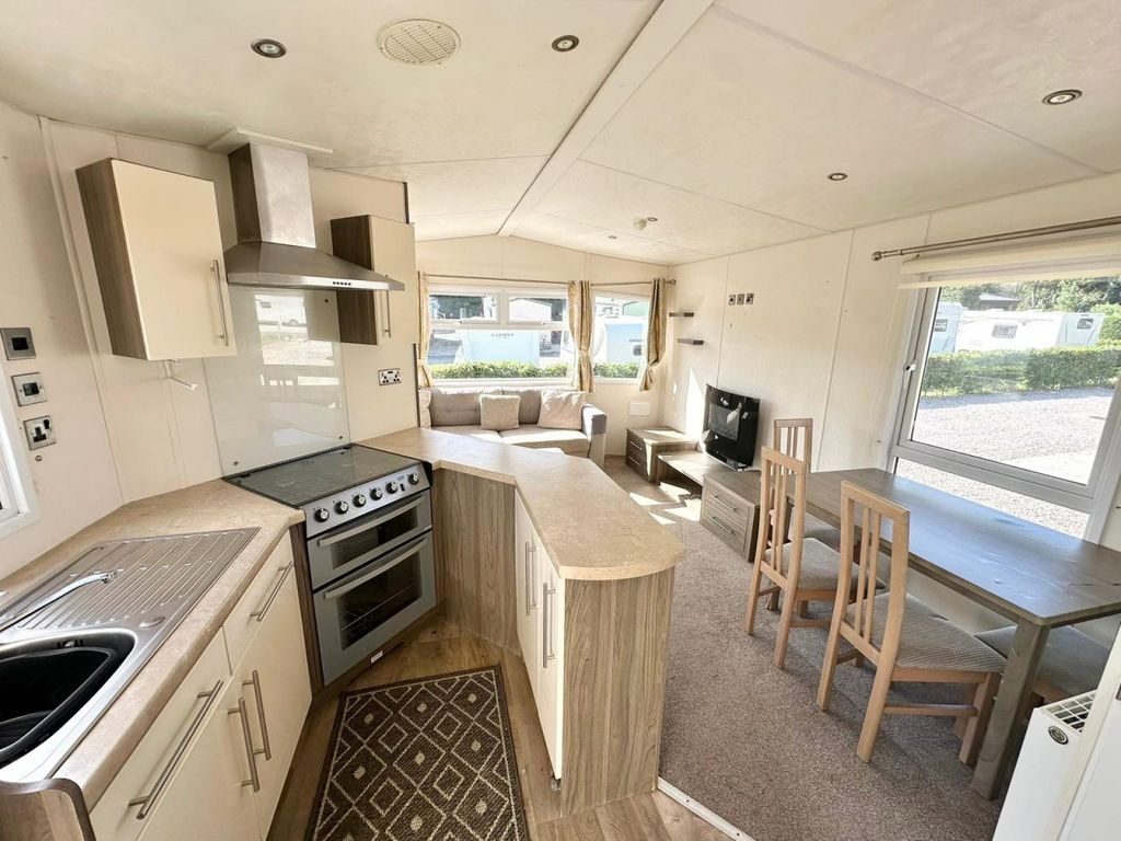 Property photo 2 of 5 Delta Ascott (11).Jpg