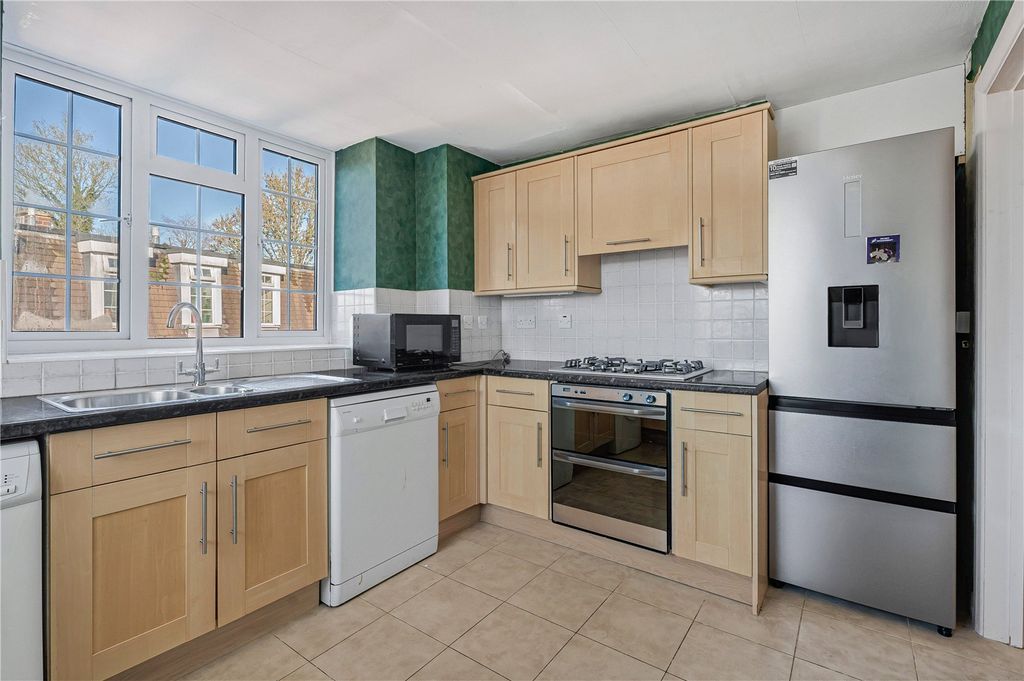 Property photo 3 of 10 Picture No. 09