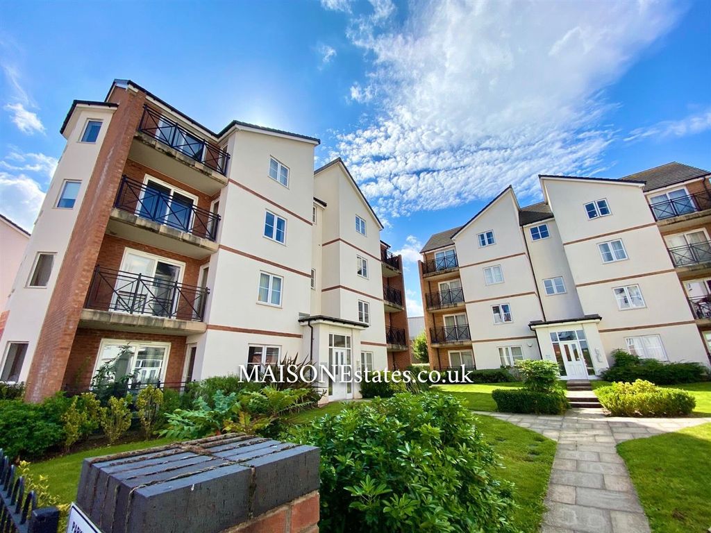 Property photo 1 of 9 Poppleton Close.Jpg