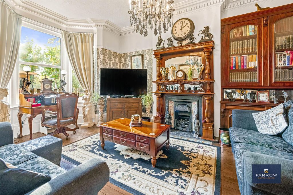 Property photo 2 of 45 Reception Room