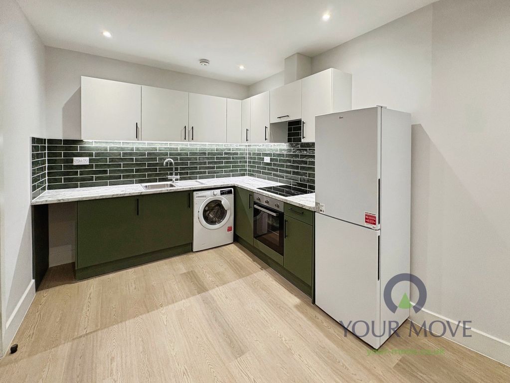 Property photo 3 of 7 Kitchen