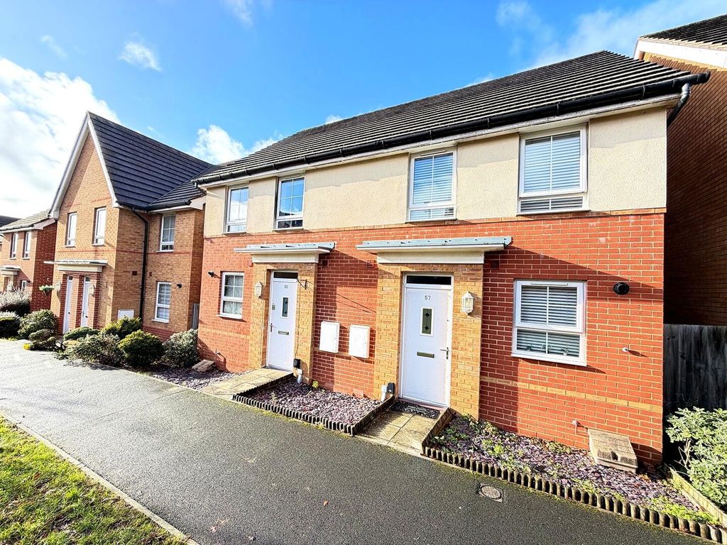 Property photo 2 of 8 Front (Exterior)