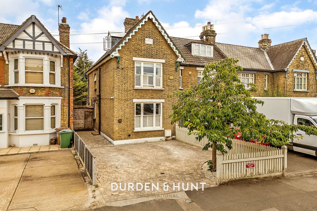 Property photo 1 of 38