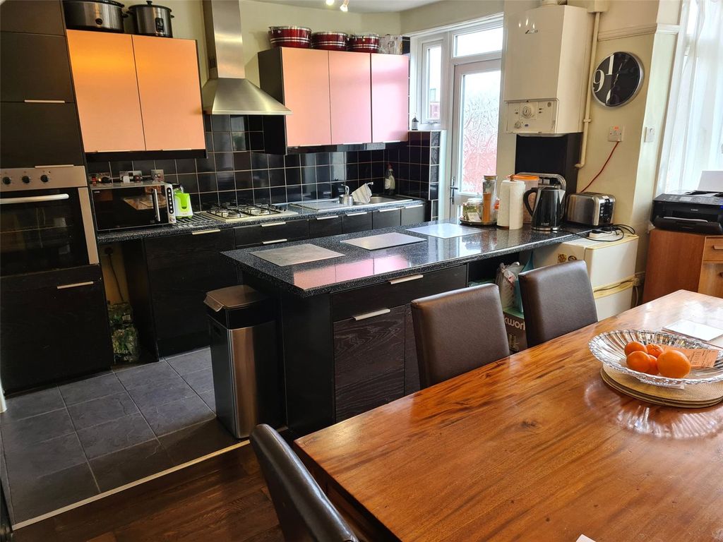 Property photo 2 of 8 Picture No. 03