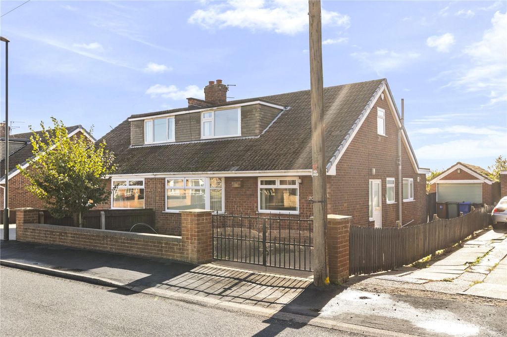 Property photo 1 of 24 Picture No. 12
