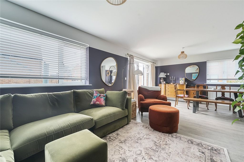 Property photo 2 of 15 Picture No. 03