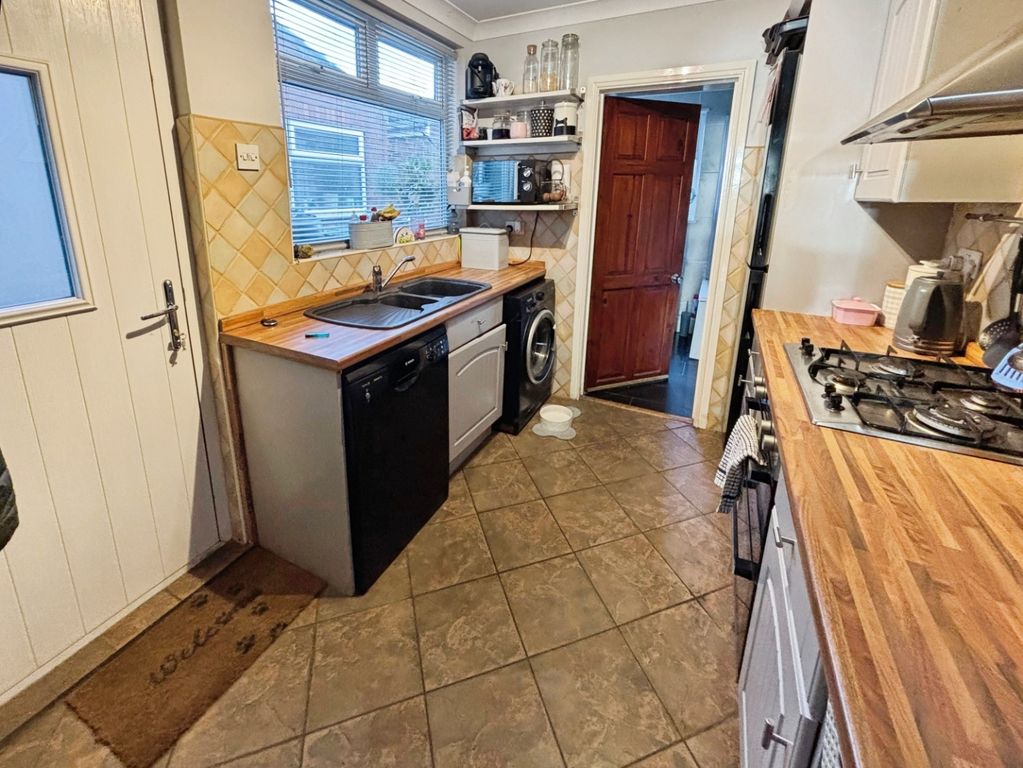 Property photo 3 of 13 Pbox-Img.Jpeg