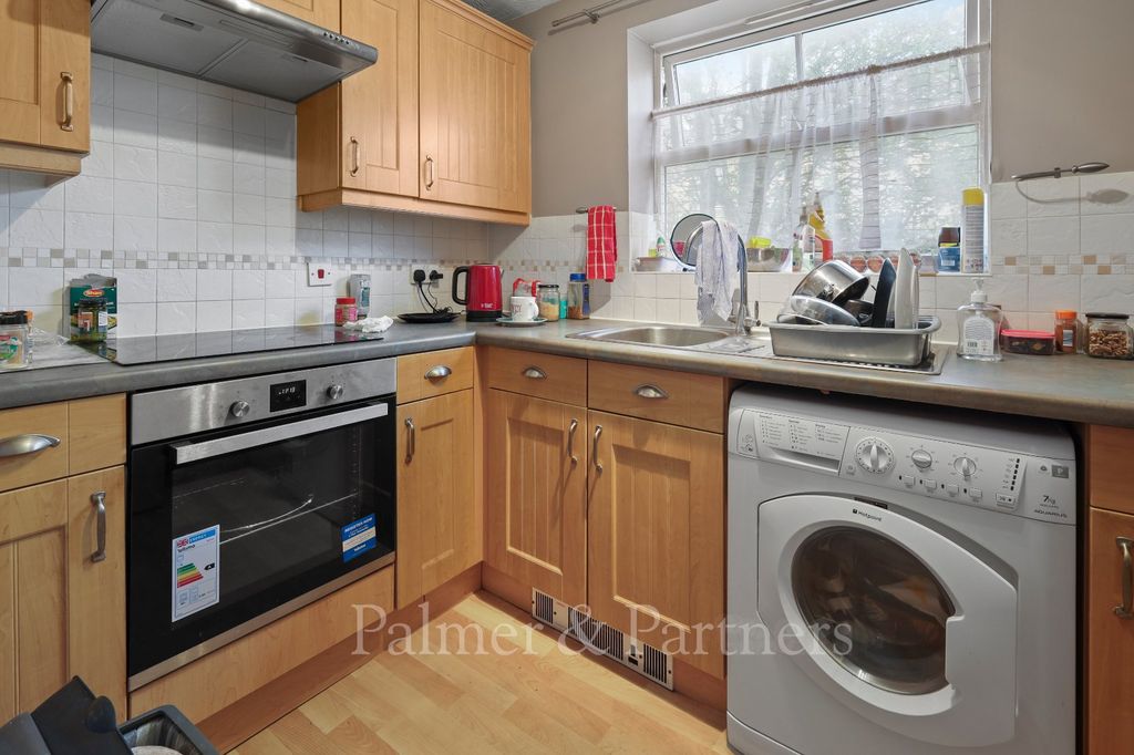 Property photo 2 of 5 Picture No. 06