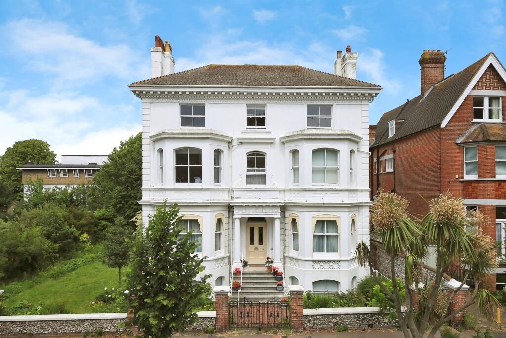 Property photo 2 of 20 2012_Ebn120031_Img_09_0000.Jpeg