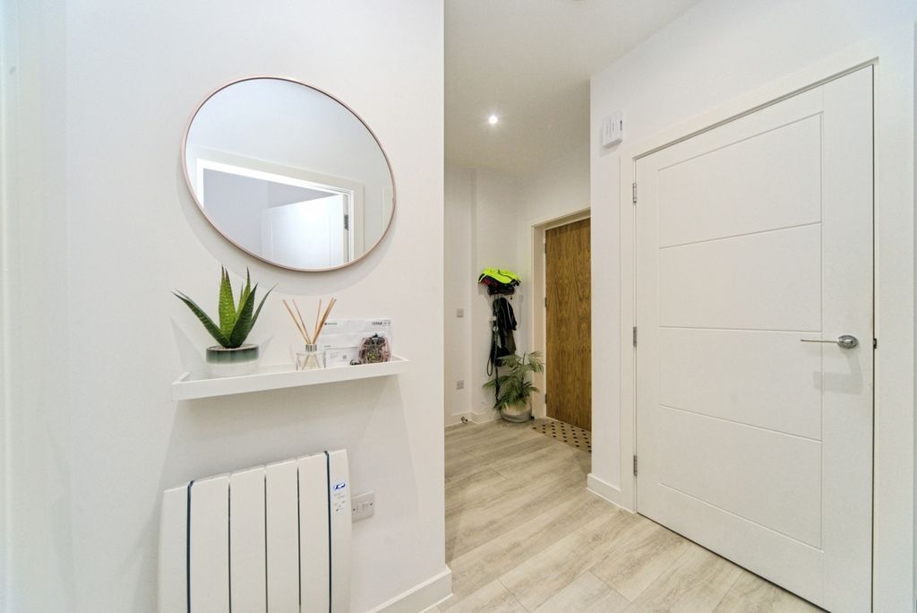 Property photo 2 of 14 Photo