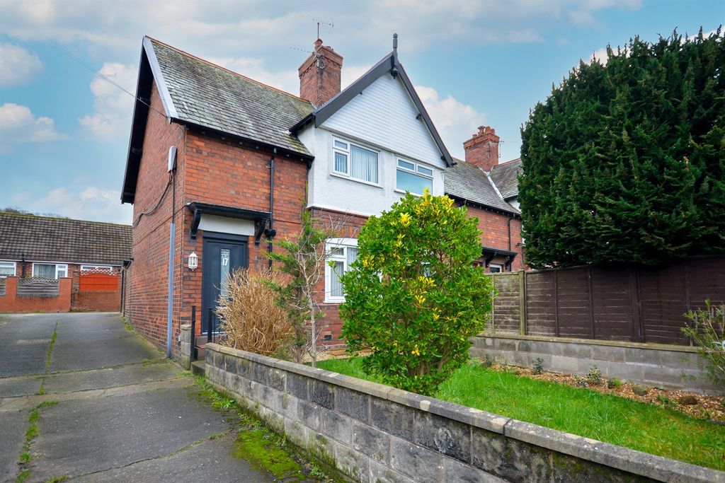 Property photo 1 of 12 (Main)