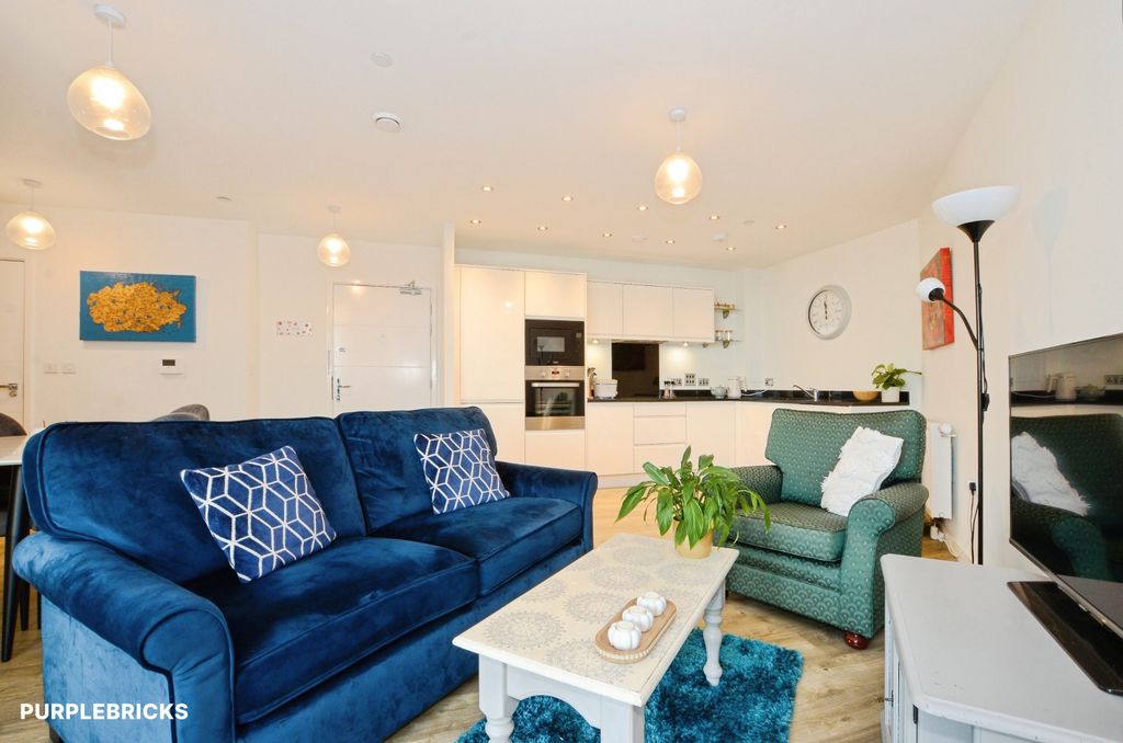 Property photo 1 of 19