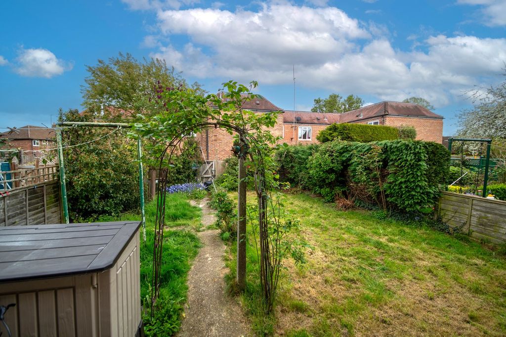 Property photo 3 of 11