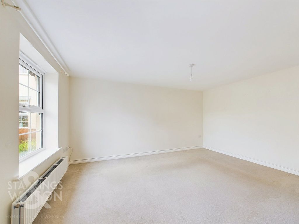 Property photo 2 of 29