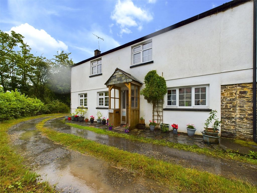 Property photo 1 of 22 Picture No. 05