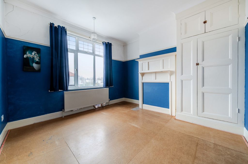 Property photo 3 of 10 1395502-2-69773A1...