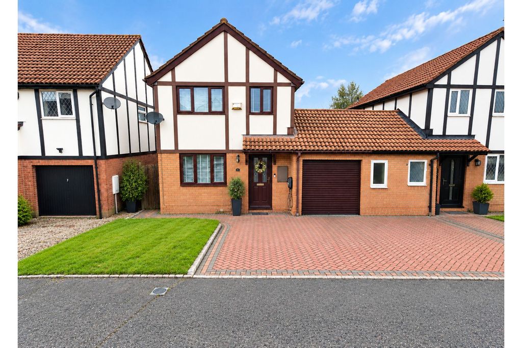 Property photo 1 of 22
