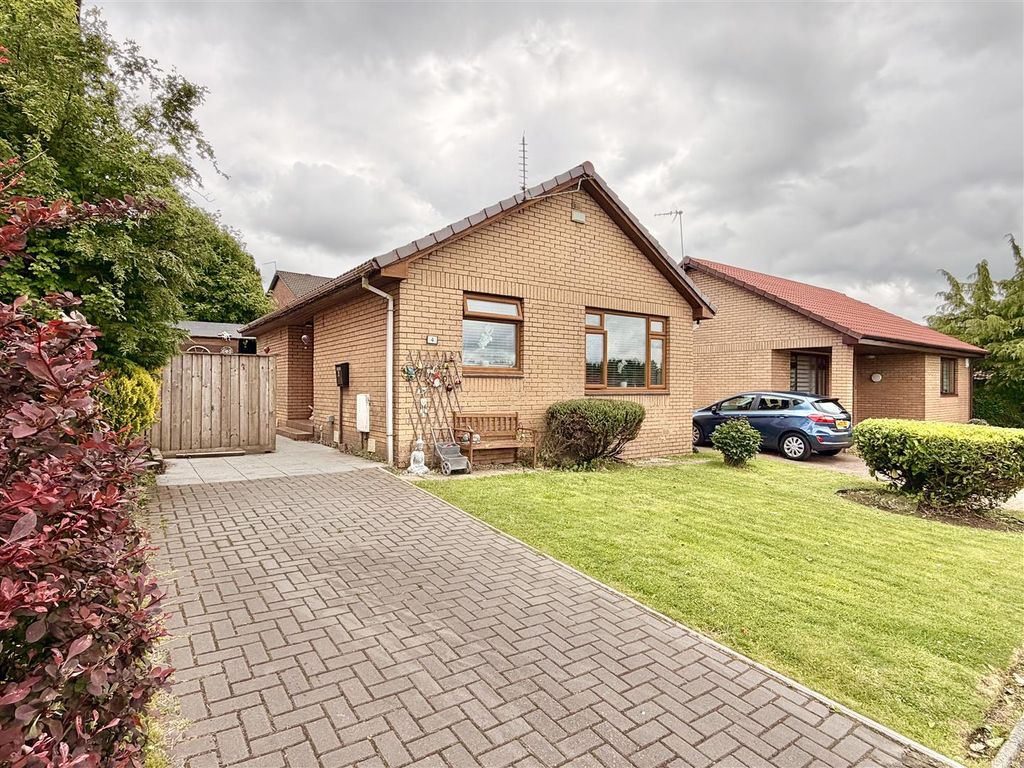 Property photo 1 of 14 External