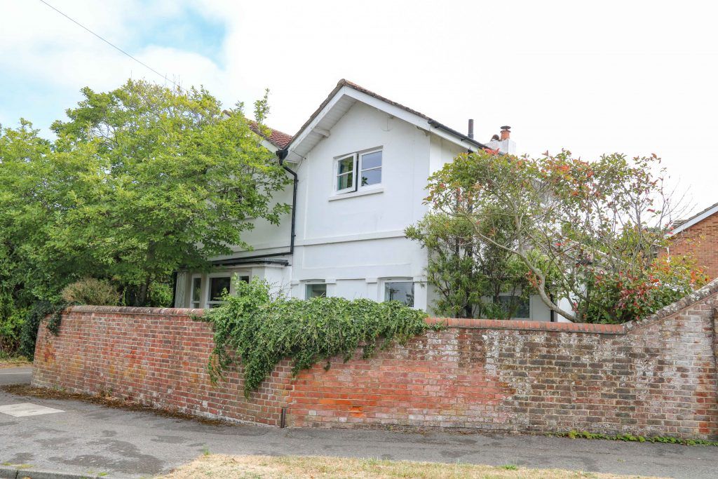 Property photo 1 of 21