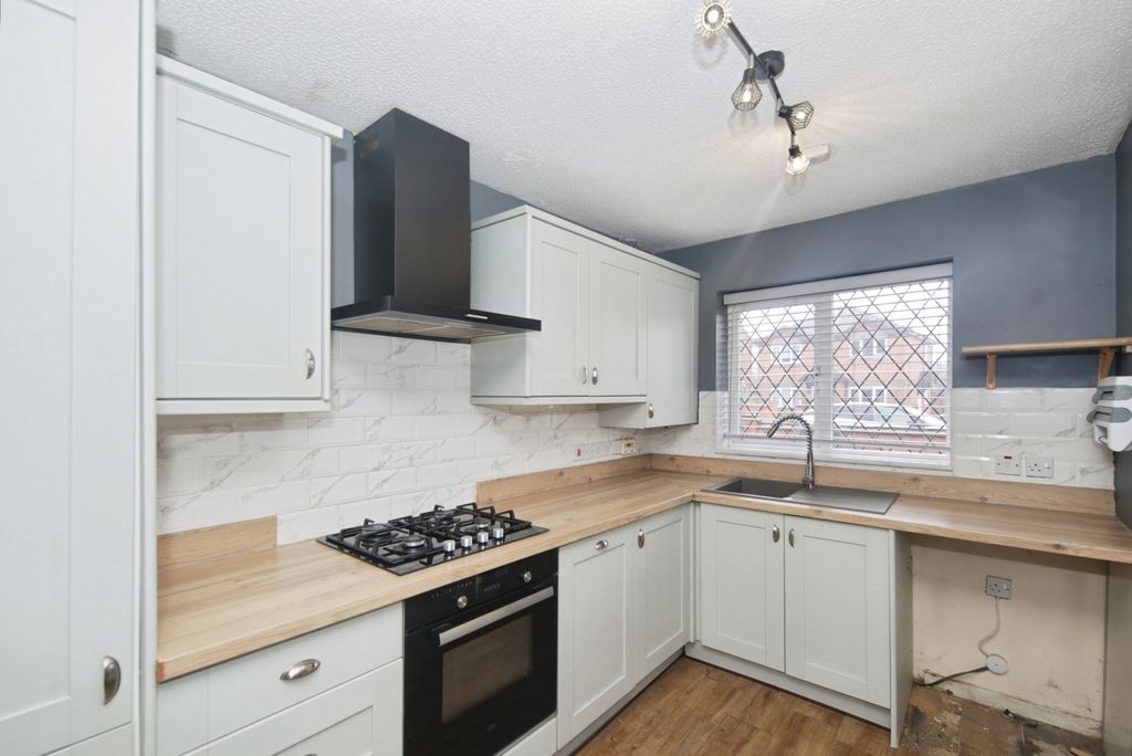 Property photo 2 of 19 Pbox-Img.Jpg