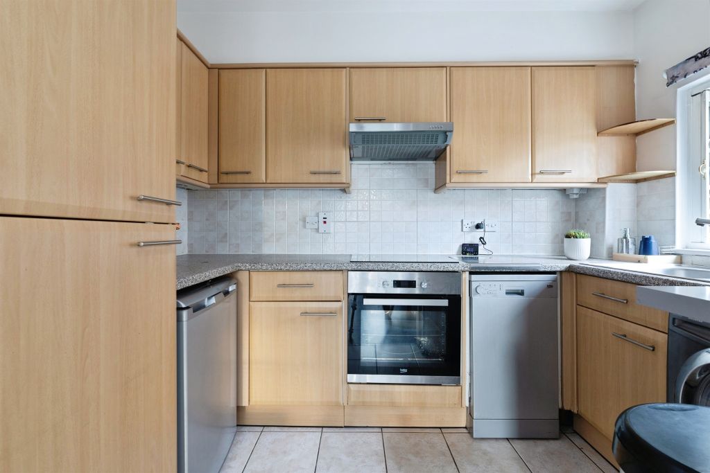 Property photo 3 of 15