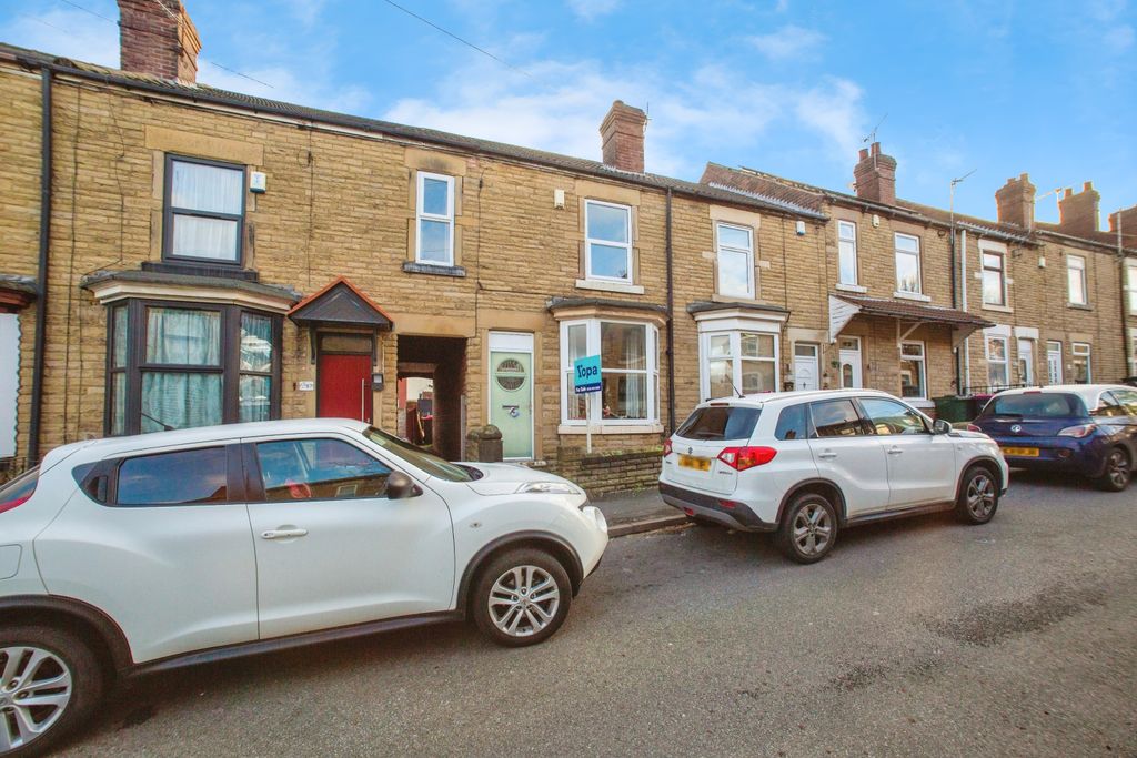 Property photo 1 of 19 7B1A3107