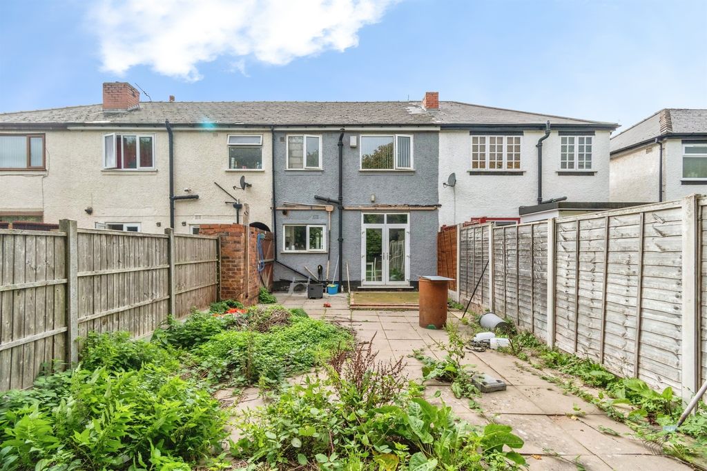 Property photo 3 of 12