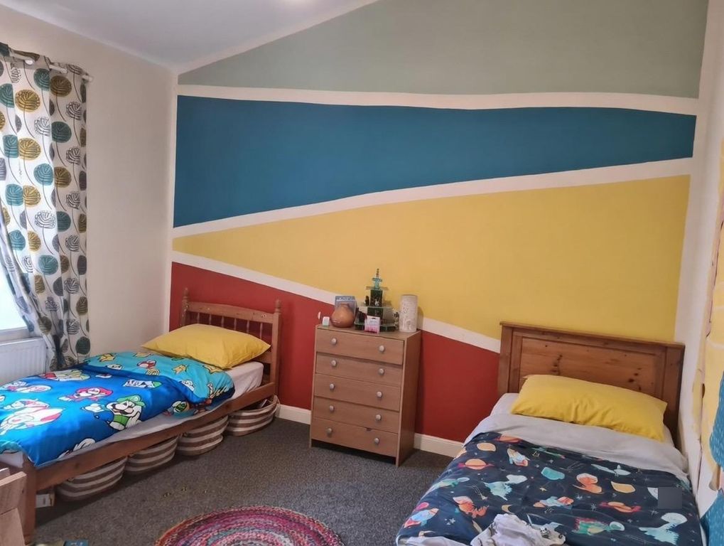 Property photo 2 of 12 Photo 1