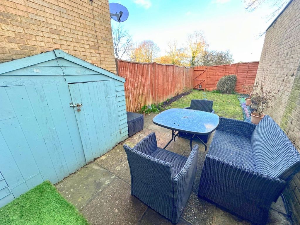 Additional image 8 of 2 bed end terrace house for saleThe Wheatbutts, Eton Wick, Berkshire SL4