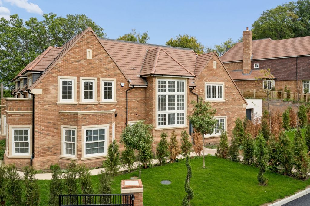 Property photo 1 of 22 The Firs