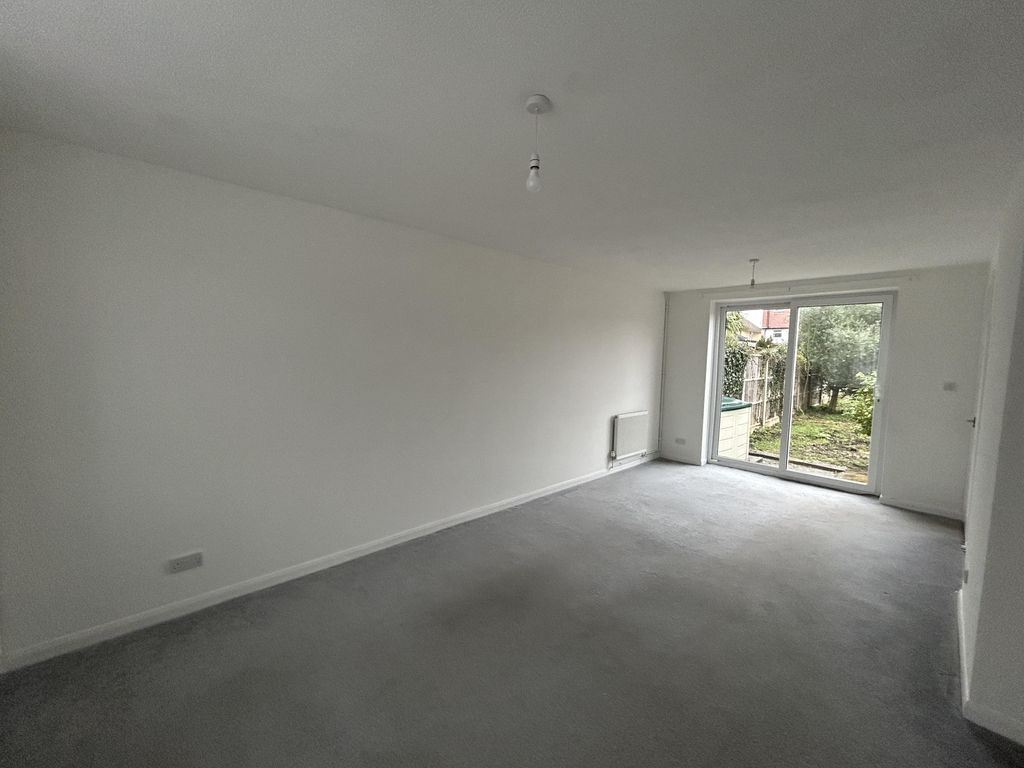 Property photo 3 of 13 Img_5629[1].Jpg