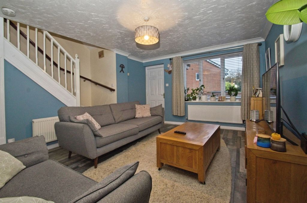 Property photo 3 of 17